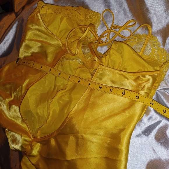 Shirley of Hollywood NWOT Cute Canary Teddy S - Picture 8 of 8